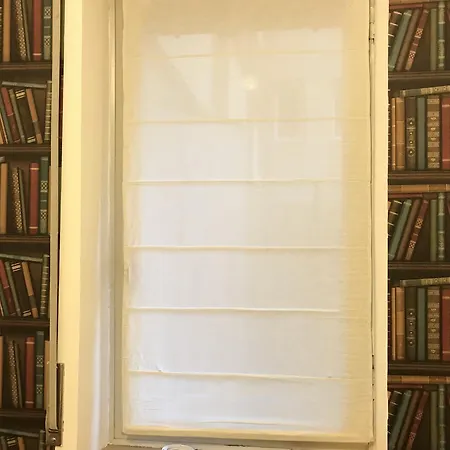 בית הארחה Simoni 10 2*