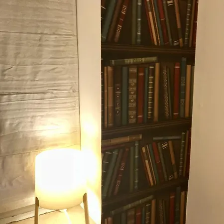 Simoni 10 2* ורונה
